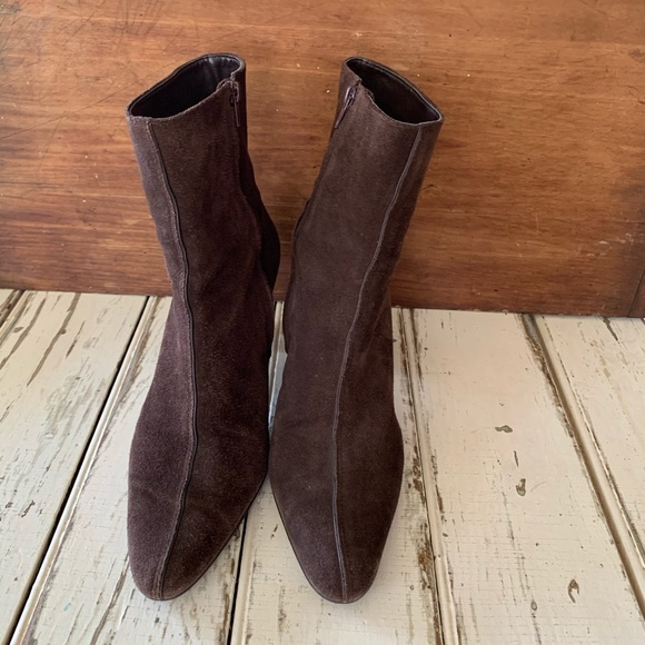 LOFT Shoes - Ann Taylor LOFT Brown Suede Ankle Boot heels 7.5